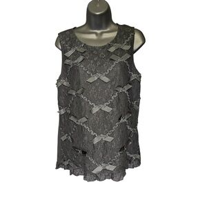 Ann Taylor Black Geometric 3D Bows Lace Edge Sleeveless Top Back Zip Womens Sz L